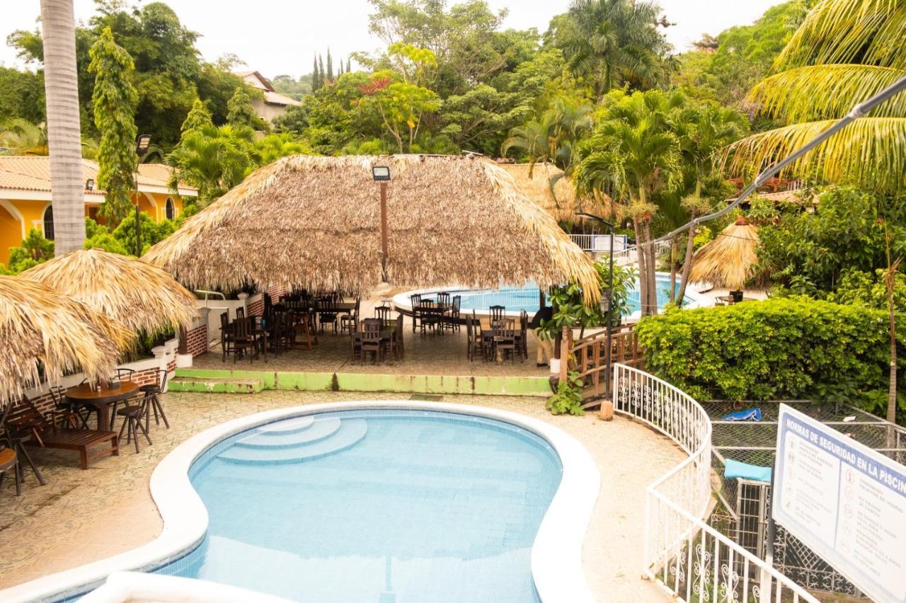 Apart Hotel Acuarious De Luis Эстели Экстерьер фото