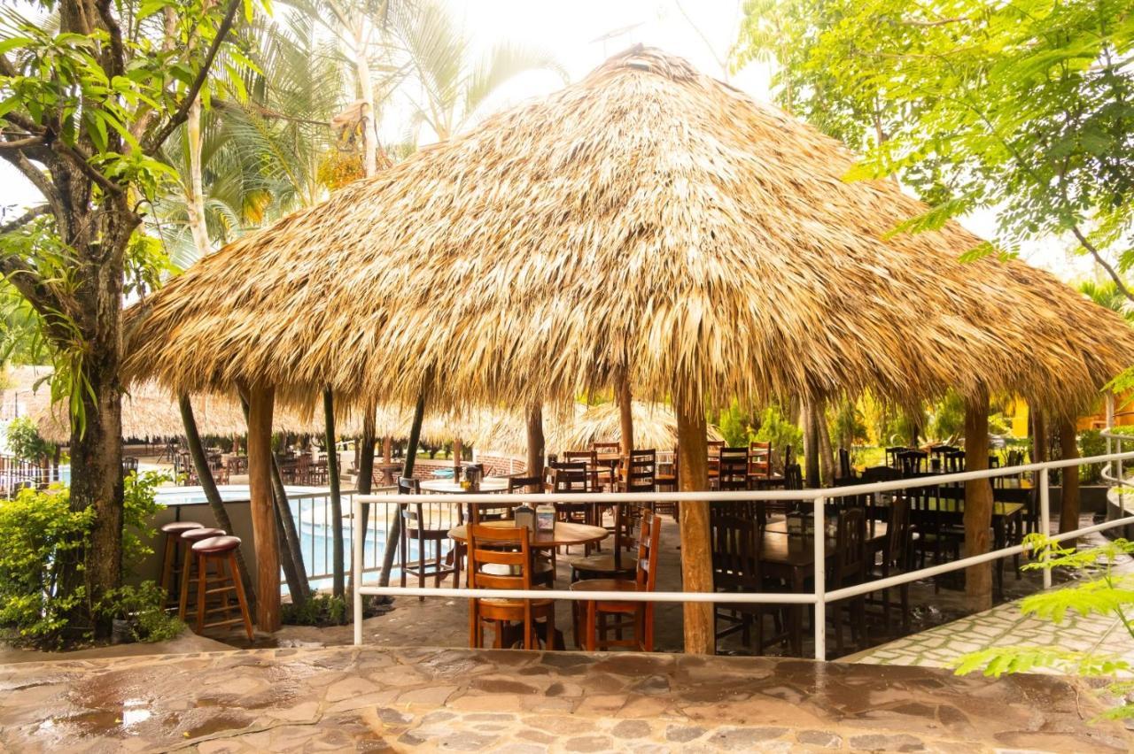 Apart Hotel Acuarious De Luis Эстели Экстерьер фото