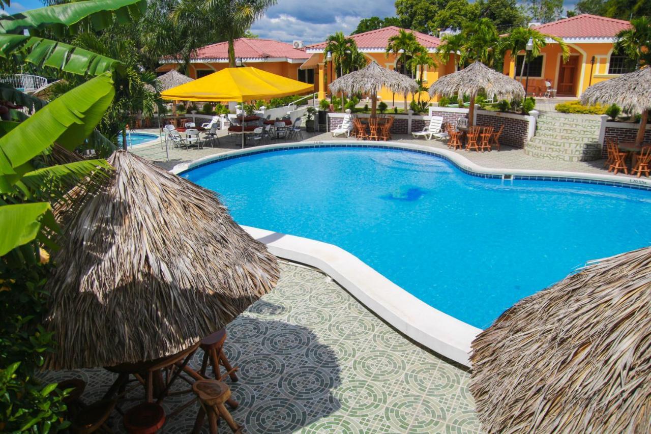 Apart Hotel Acuarious De Luis Эстели Экстерьер фото